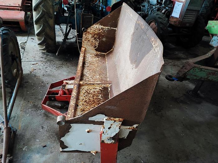 Usato benna per trattori