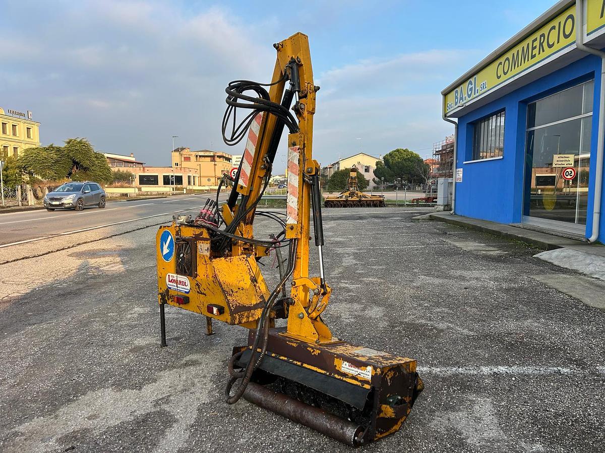 Usato braccio decespugliatore Marolin da 3,60m con raffreddamento dell'olio