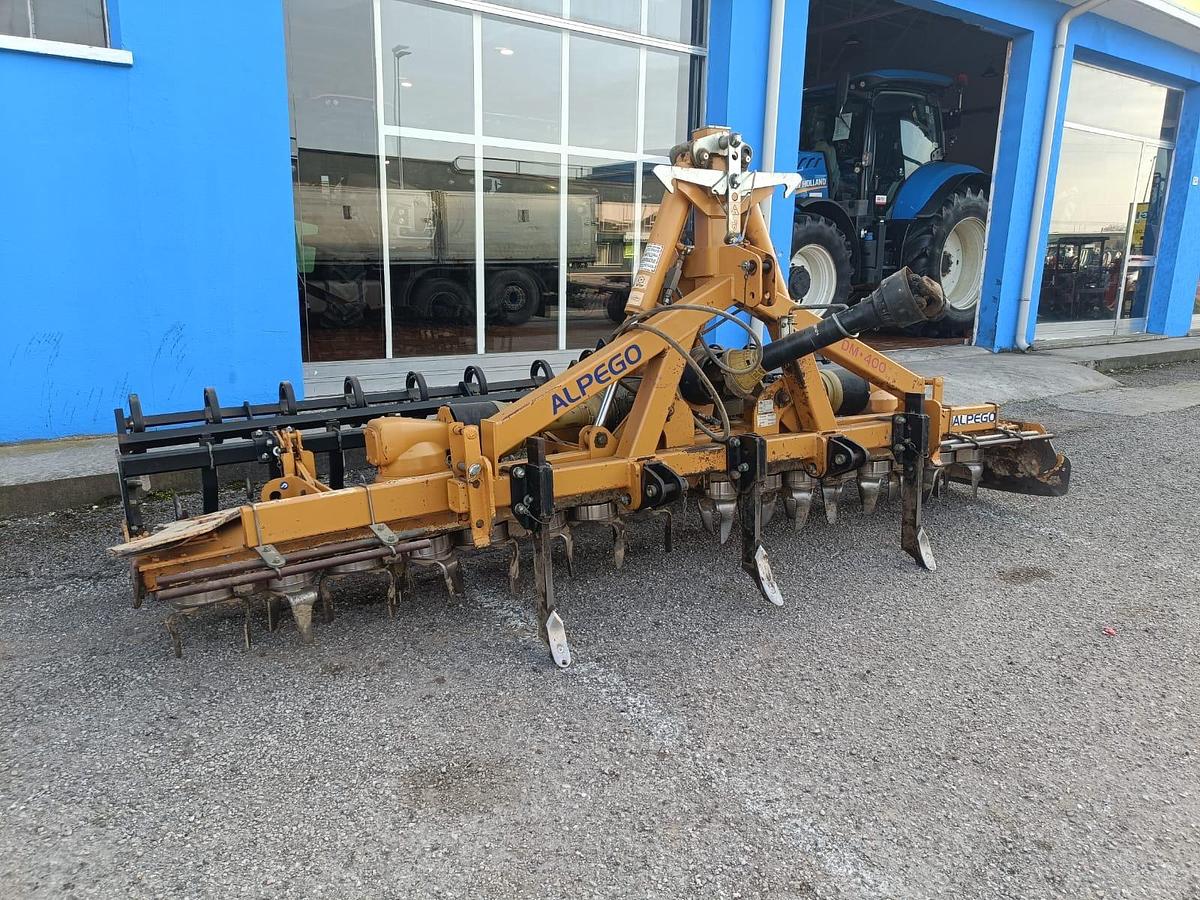 Usato erpice rotante Alpego con rullo dentato da 4m 