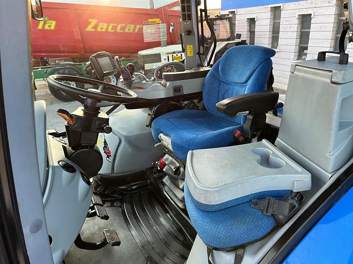Usato New Holland T 7.185 autocommand