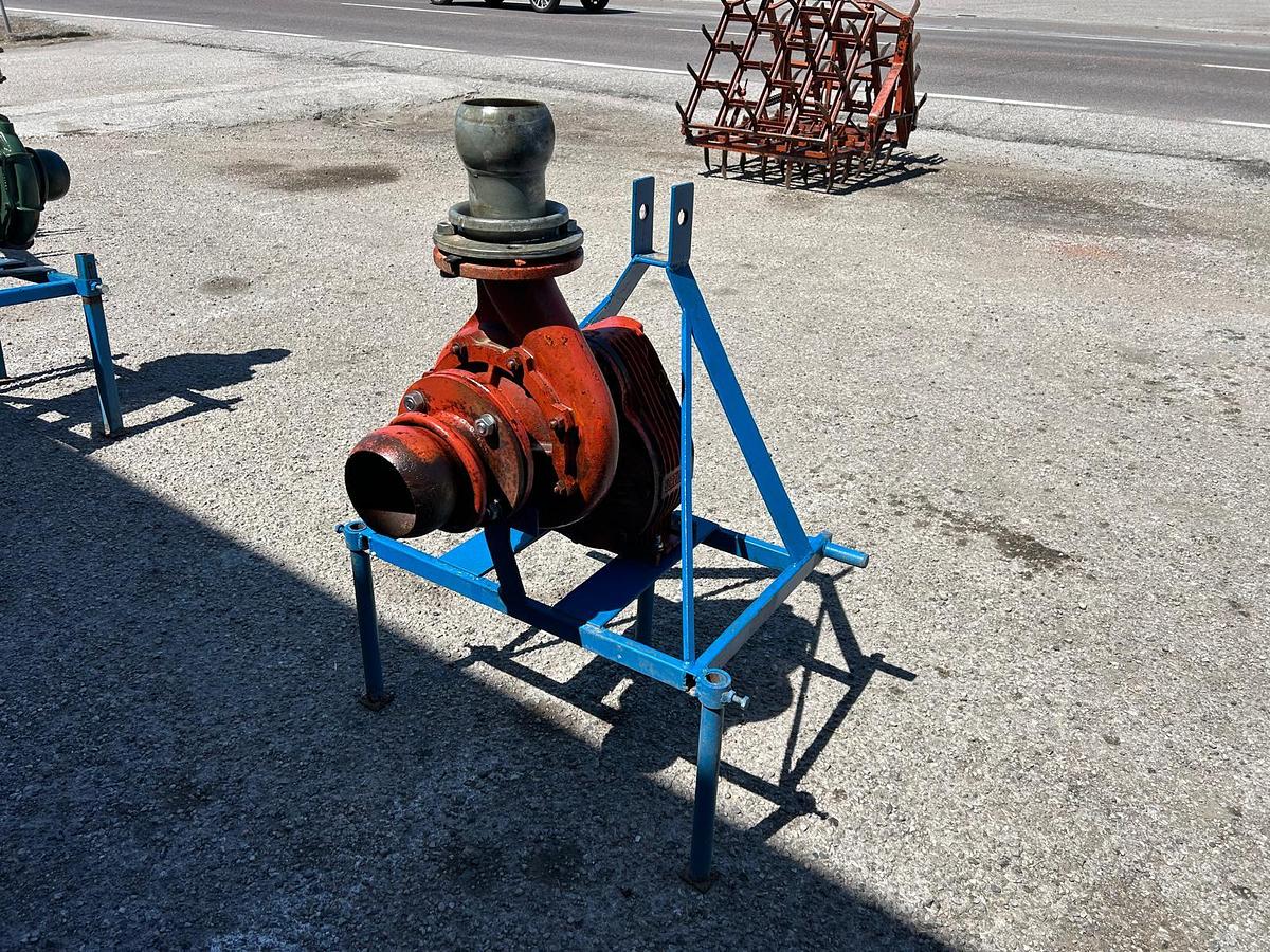 Usato pompe con cavalletto Maremma e Sorpioggia