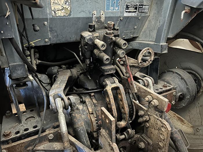 Usato Massey Ferguson 4270 DT CV 110- cil.6-freni Aria