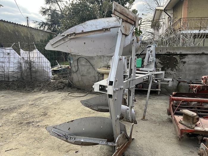 Usato Aratro bivomere Scalmana modello B255