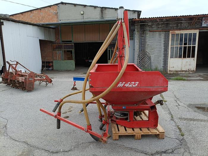 Usato Spandiconcime Kuhn a doppio girante