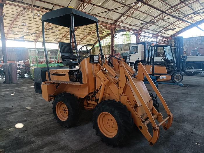 Usato Pala gommata Baraldi modello FB500