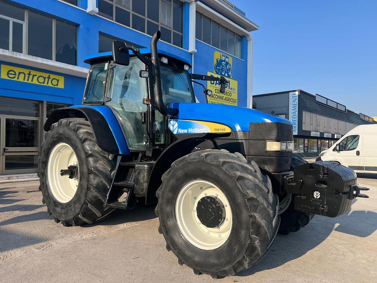 Usato New Holland TM 190-freni aria 200q