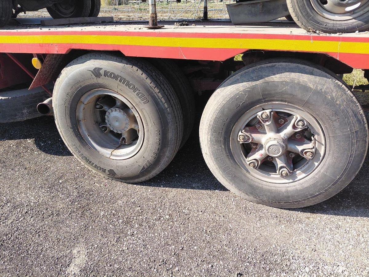 Usato Autocarro Fiat 691- 4 assi- patente B- guida a destra