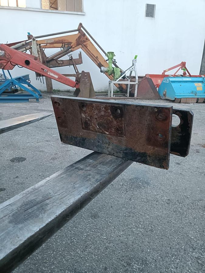 Usato Zavorre e porta zavorre per trattore-diverse marche