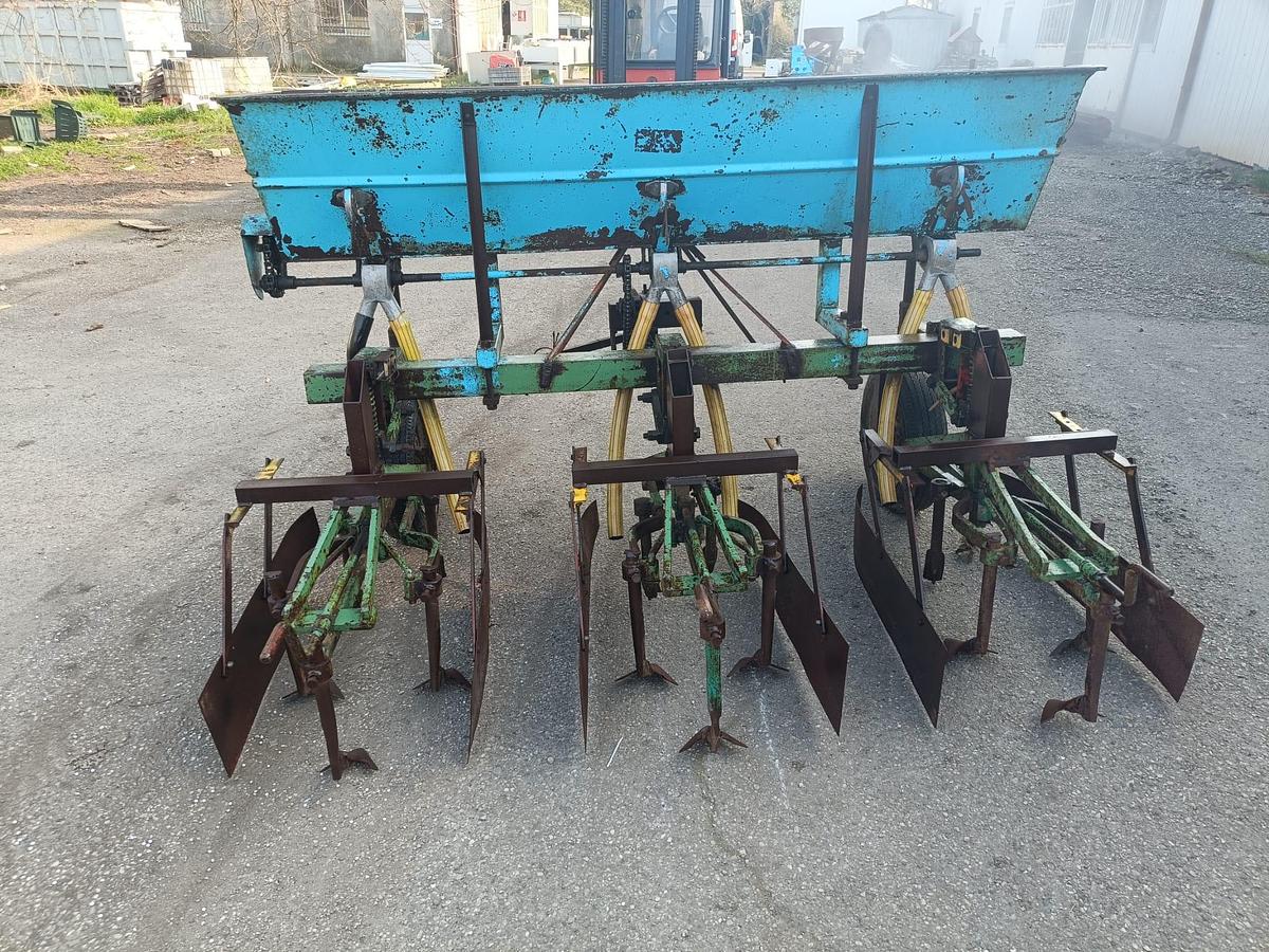 Usato sarchio da 2,20m con file regolabili