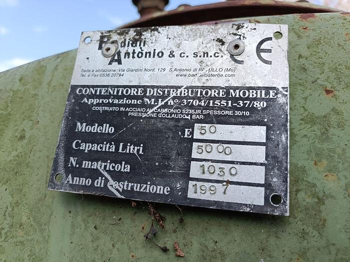 Usato Cisterna per gasolio modello E50 da 5000 litri