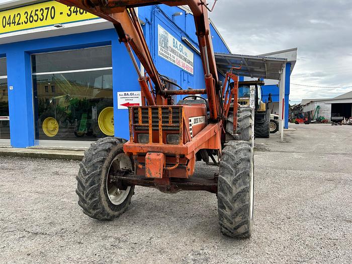 Usato Fiat 766 DT- caricatore con benna- idroguida