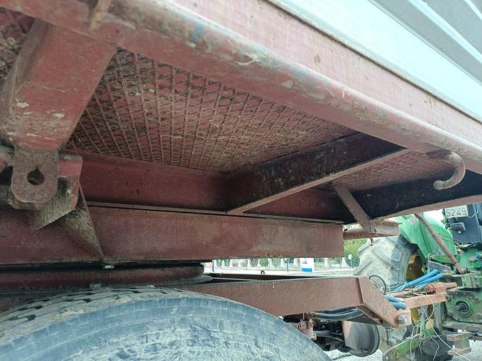 Usato Rimorchio Mutti con sponde zincate- trilaterale