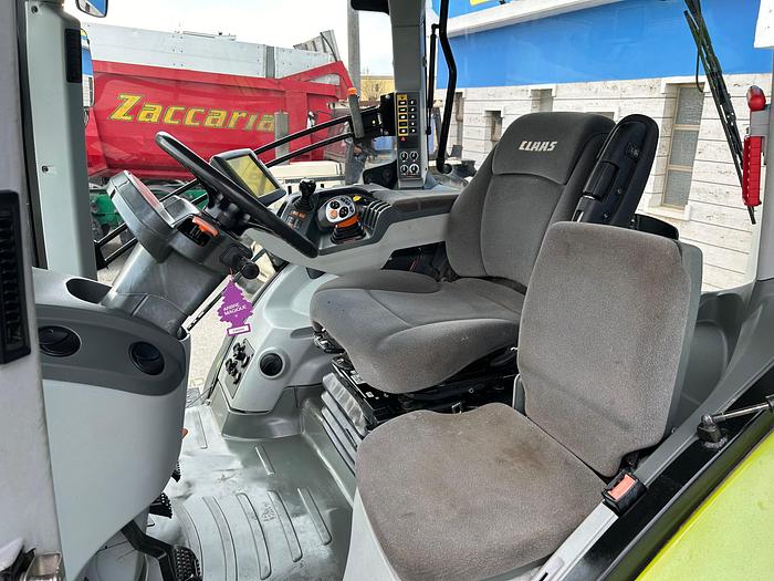 Usato Claas Axion 870-CV 300-sollevatore e PTO anteriore