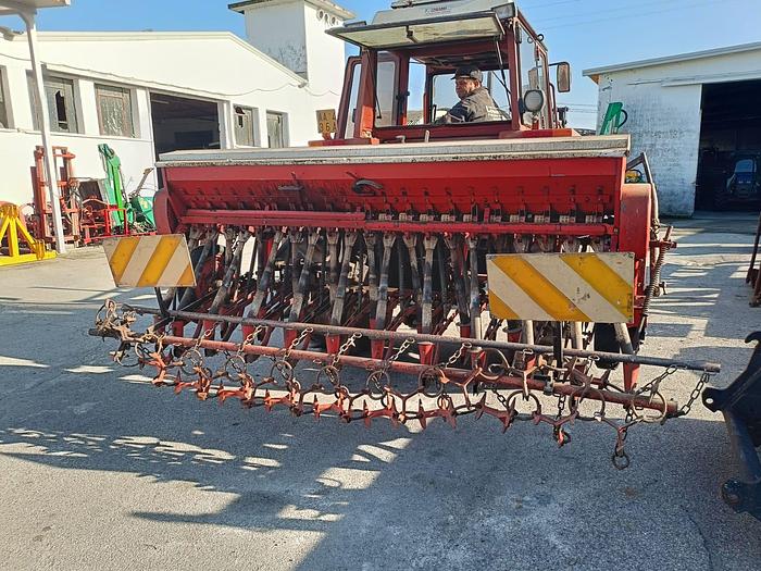 Usato Seminatrice da grano Carraro pampas 300