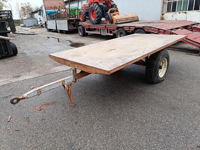 Usato Rimorchietto in ferro ad 1 asse