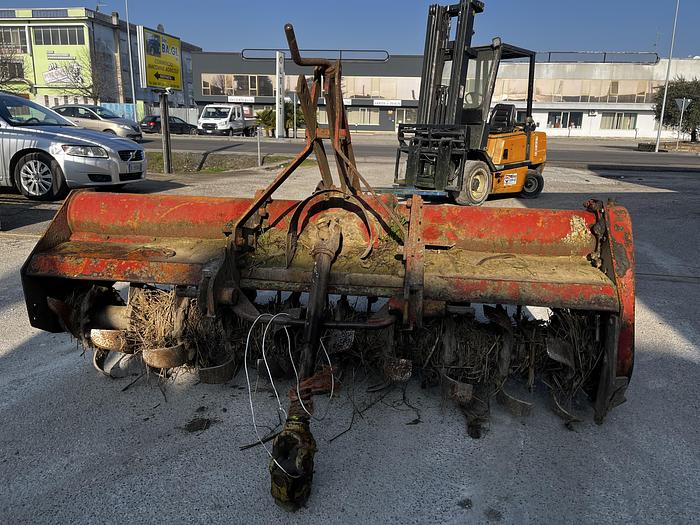 Usato Fresa Pegoraro m.2,50 con rullo a spuntoni