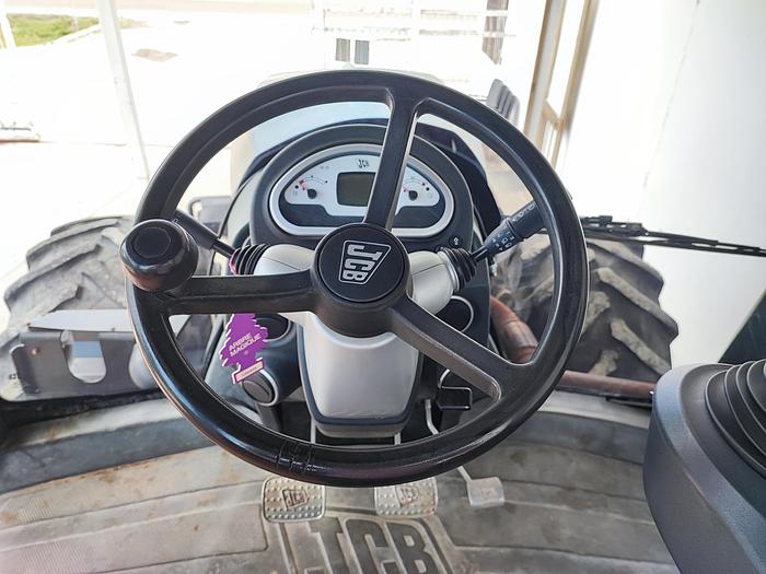 Usato JCB Fastrac 8250 V Tronic- anno 2010