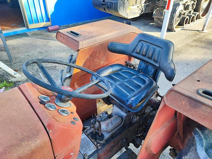 Usato Massey Ferguson 130-cv 45-4 cilindri-tutto revisionato