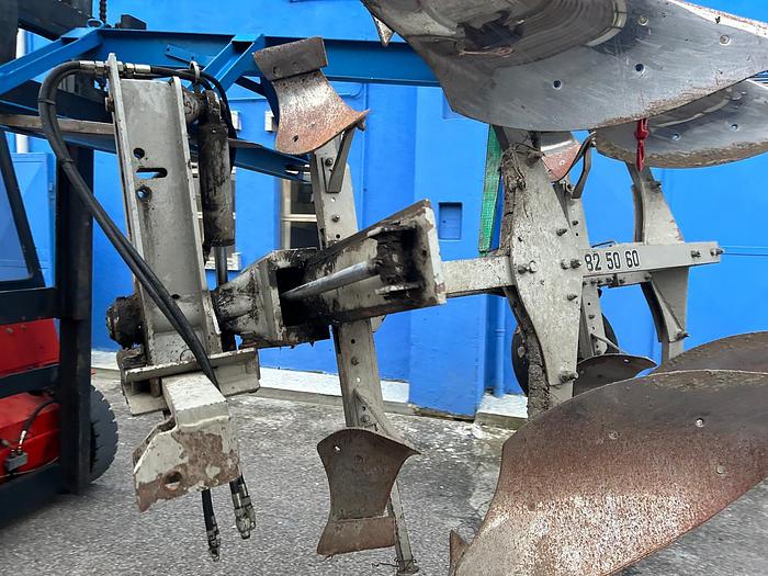 Usato Aratro bivomere Scalmana con ruota