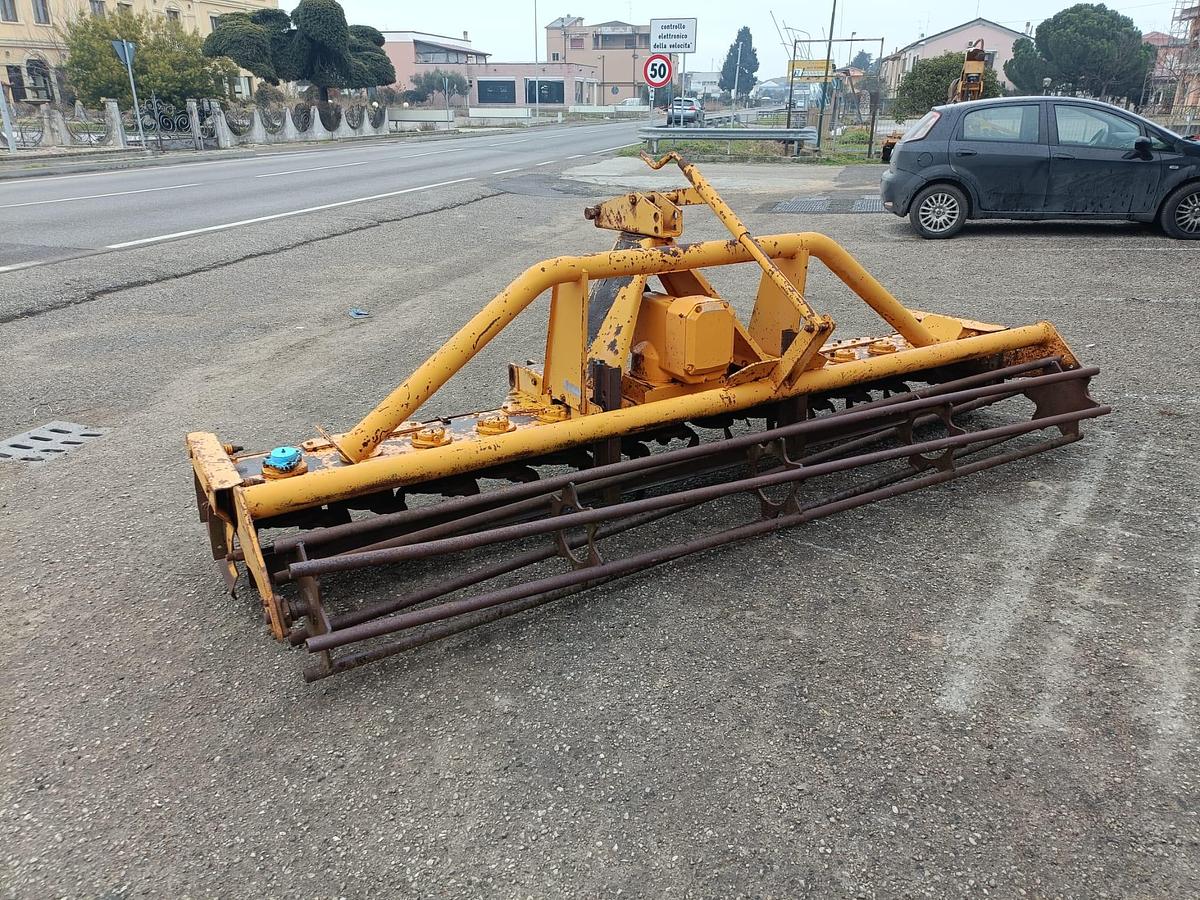 Usato erpice rotante Aio da 3,50m a coltelli