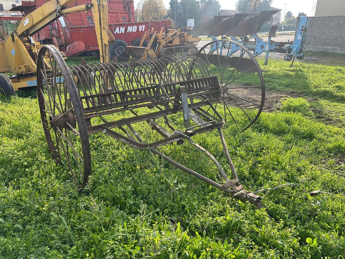 Usato Ranghinatore voltafieno Ceccato trainato