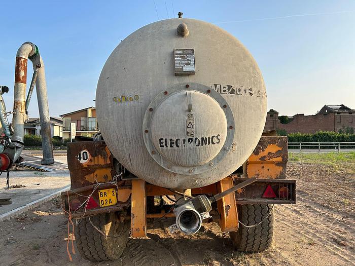 Usato Botte Vaia modello MB 141 due assi- anno 2004