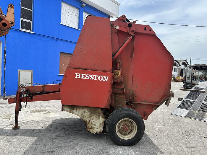 Usato Rotopressa Hesston modello Rounder 5540