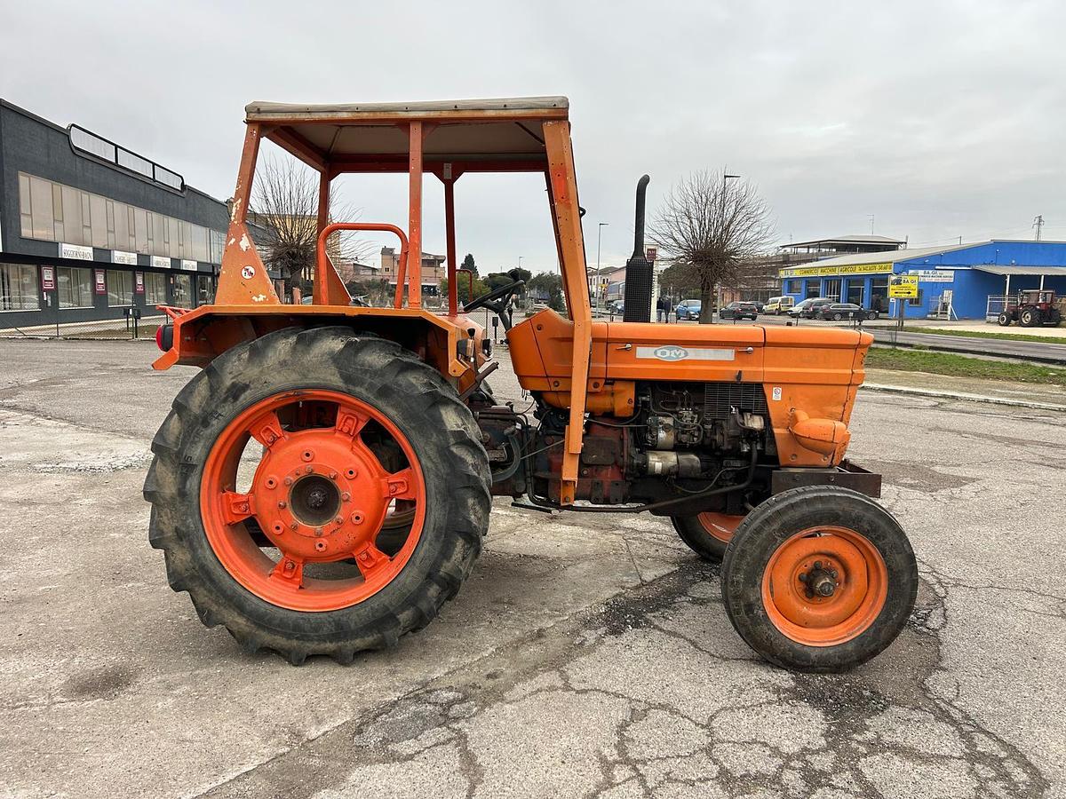 Usato Fiat OM 650 con tettuccio di protezione