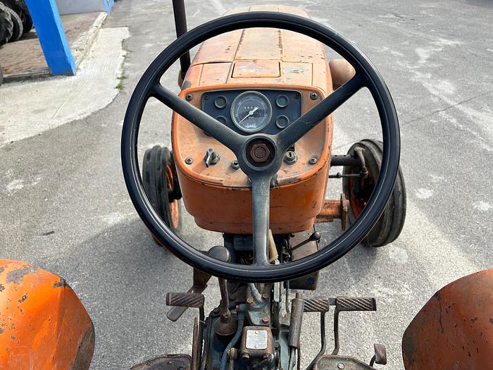 Usato Fiat 250 con sollevatore posteriore