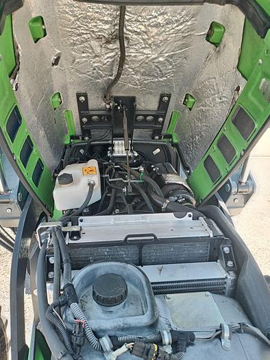 Usato Deutz Agroplus 320 con caricatore-ore 3000 circa