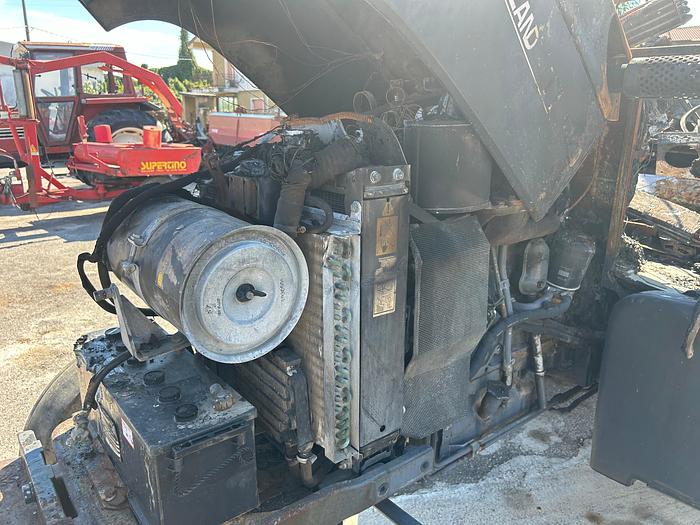 Usato New Holland TL 90 bruciato