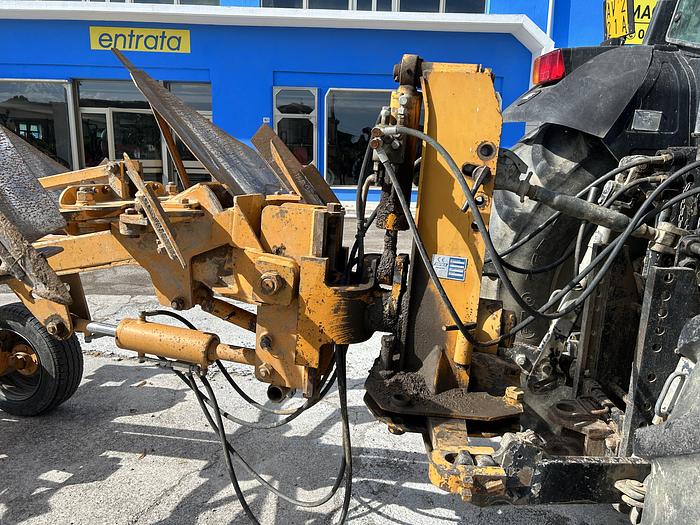 Usato Aratro quadrivomere Mipra modello Taurus