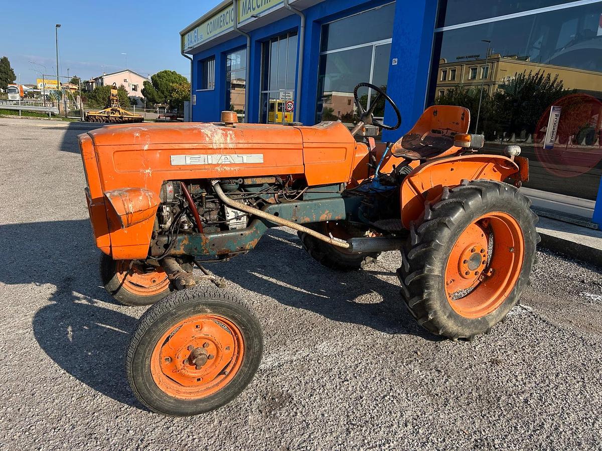 Usato Fiat 215- targa e libretto