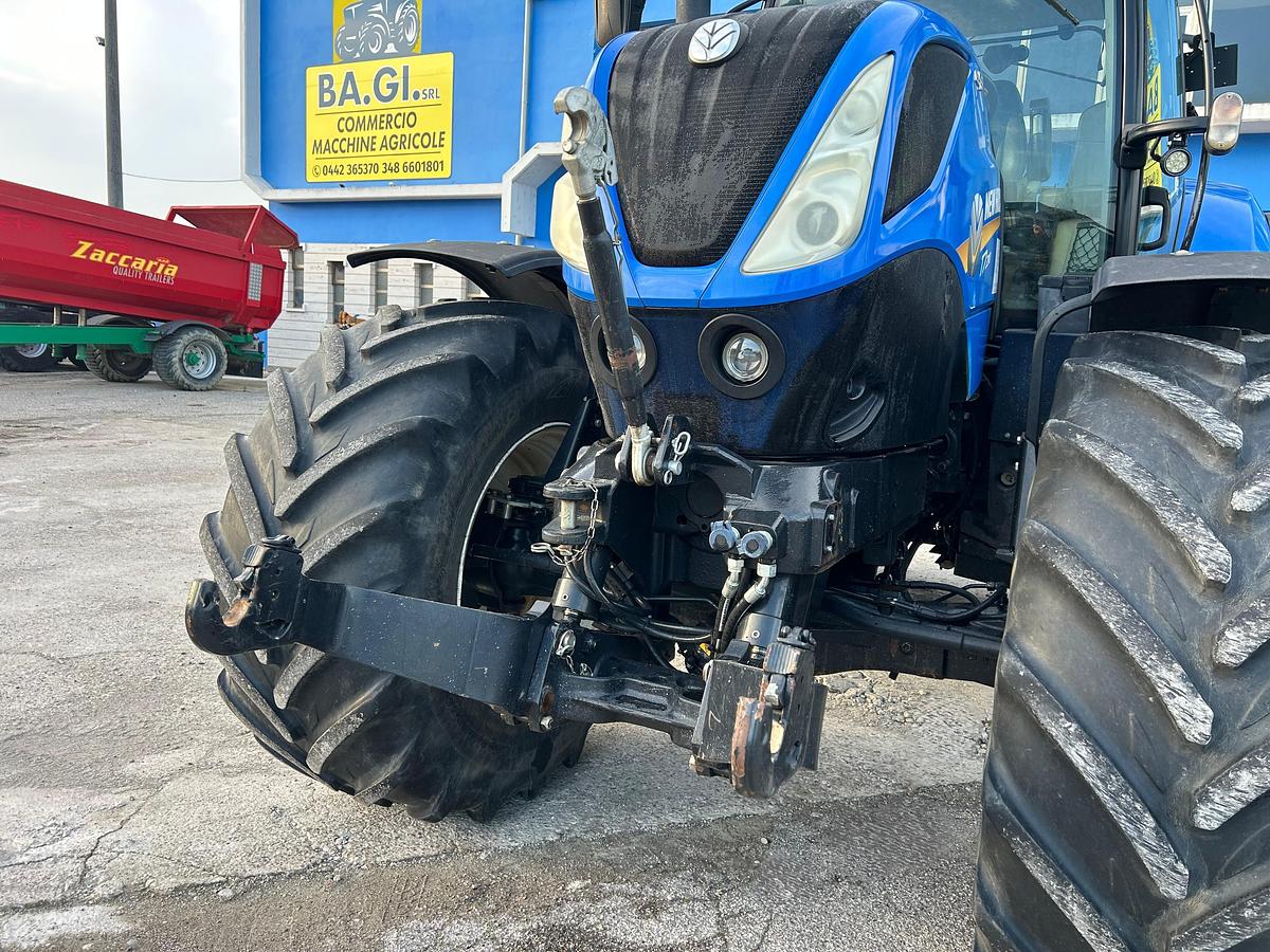 Usato New Holland T7.210 Autocommand-guida reversibile