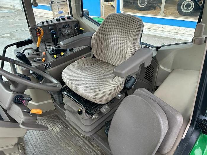 Usato John Deere 6155 M con caricatore JD