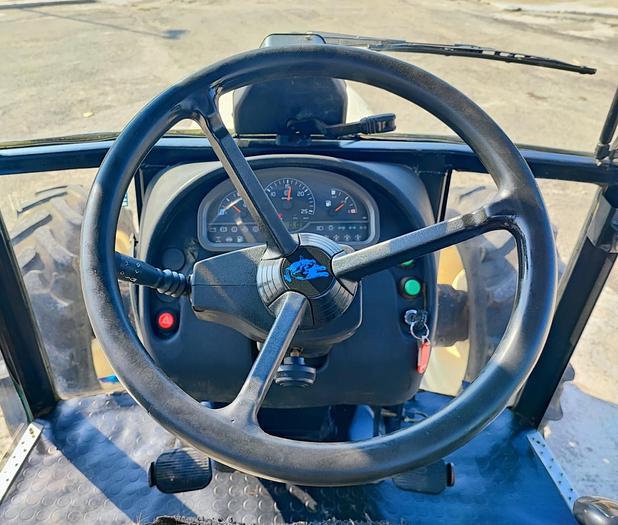 Usato Lamborghini 664-60 con doppia presa di forza