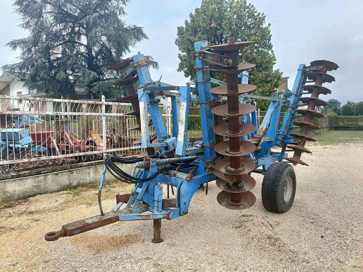 Usato frangizolle trainato Spedo da 4,20m