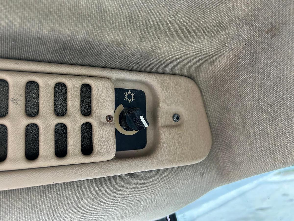 Usato john deere 5615 F-frutteto e vigneto- freni ad olio