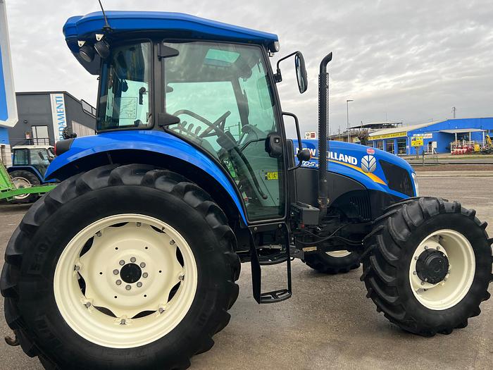 Usato New Holland TD 5.95- ore 3200- anno 2014