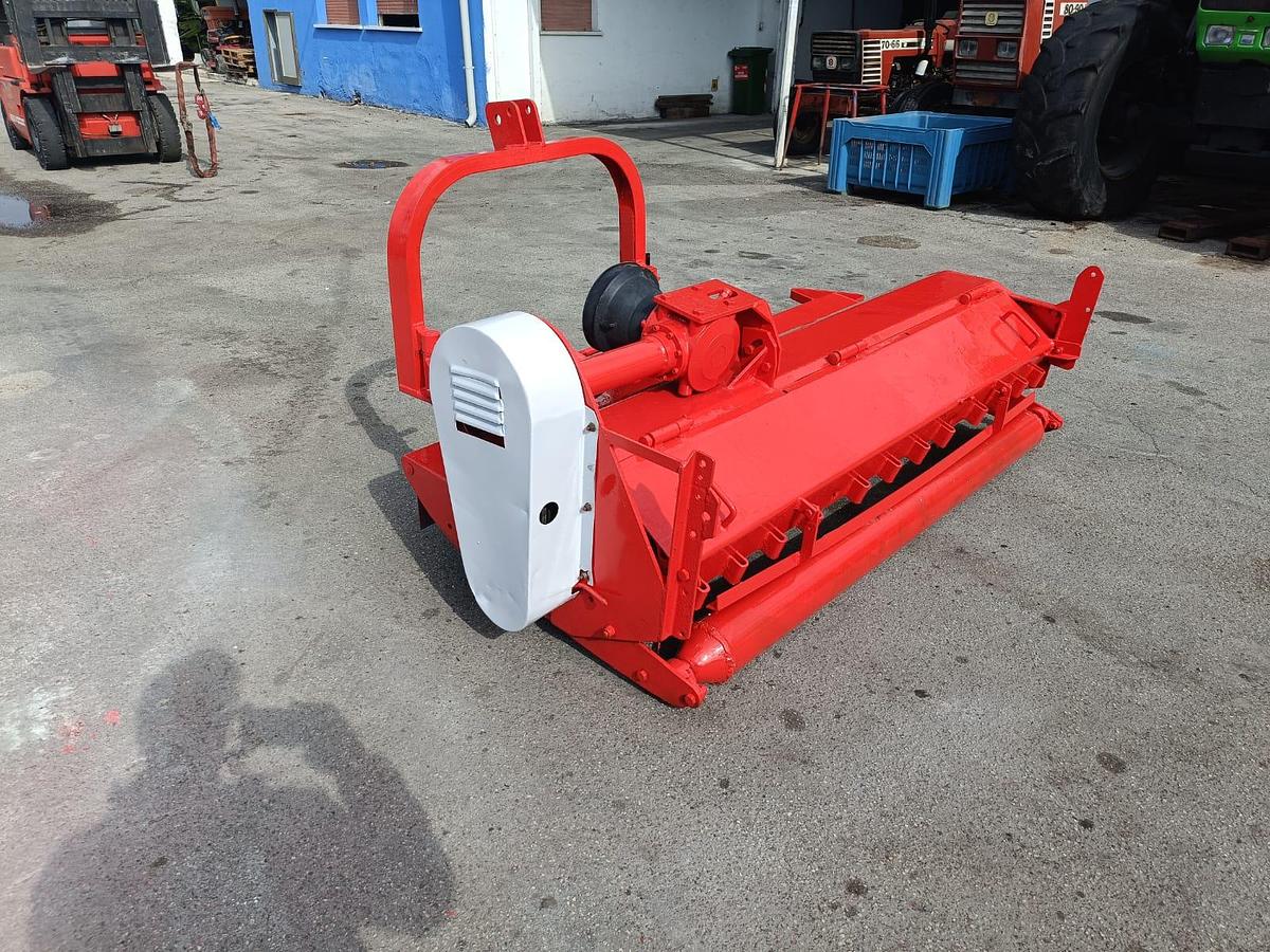 Usato trincia Faustini a mazze da 2m