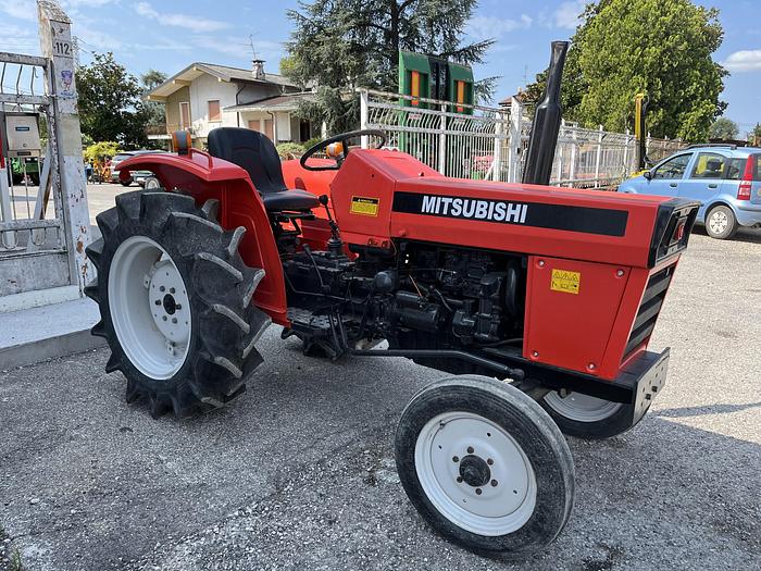 Used Trattore Mitsubishi