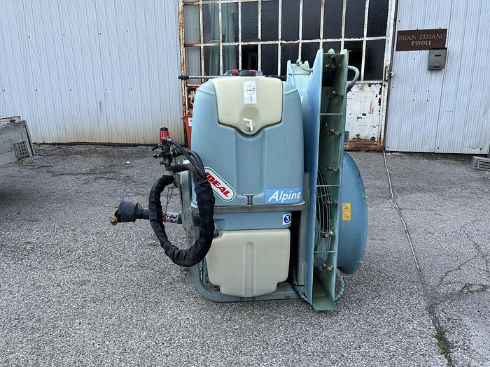 Usato Botte da diserbo Ideal Alpine 3 quintali