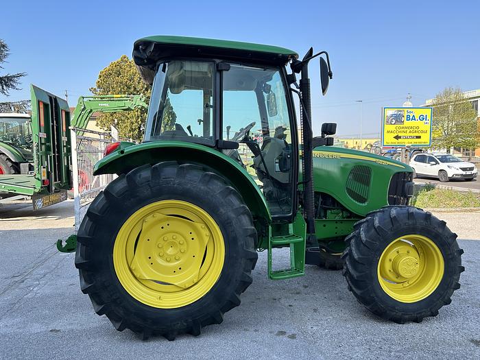 Used John Deere 5820- CV 95- cilindri 4- anno 2004