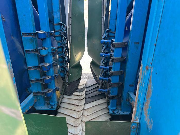 Usato Vendemmiatrice trainata New Holland braud TB 15