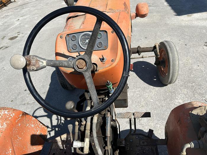 Usato Fiat 250 con arco di protezione
