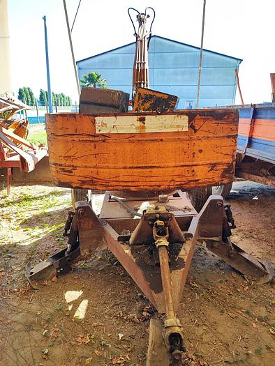 Usato Caricaletame marca Baratti con staffe idrauliche
