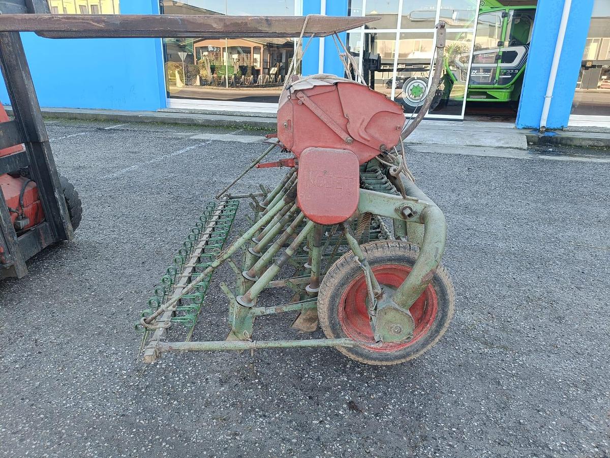 Usato seminatrice Nodet per grano o erba medica