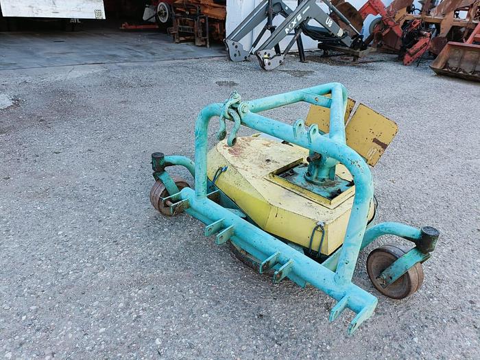 Usato Piatto taglia erba da 120 con ruota interfilare