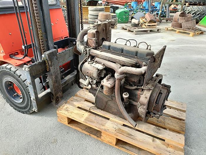 Usato Ricambi vari per trattore agricolo