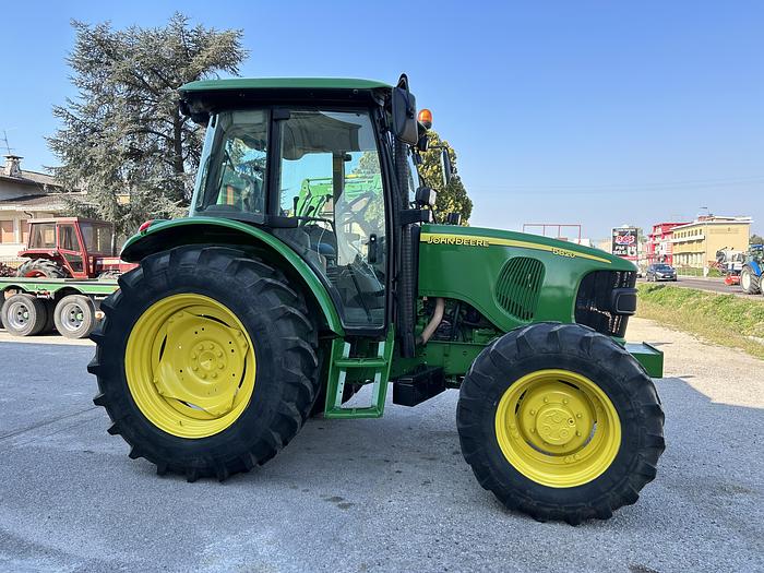 Used John Deere 5820- CV 95- cilindri 4- anno 2004